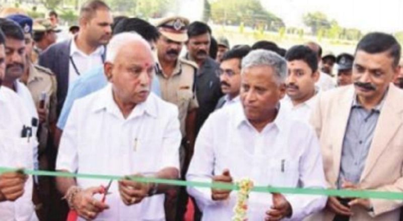 cm bs yediyurappa inaugurates empty exhibition rooms in mysore dasara