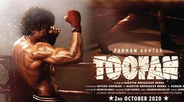 Toofan first look: Farhan Akhtar flaunts chiselled body as boxer