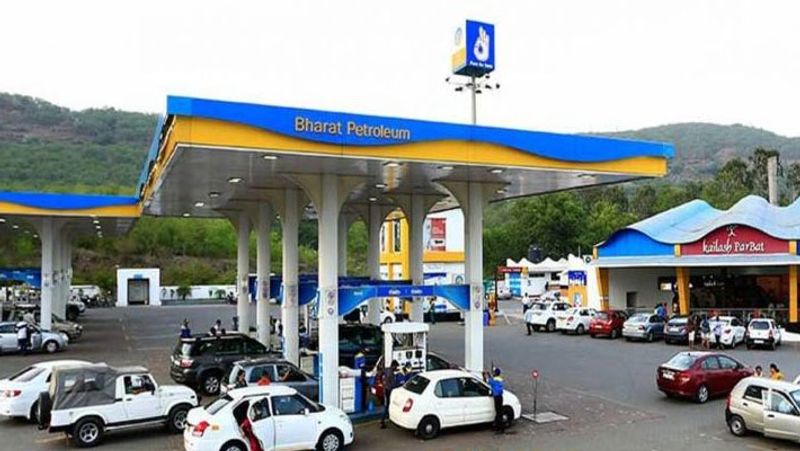 Govt relaxes fuel retailing norms private firms can set up Petrol Pump