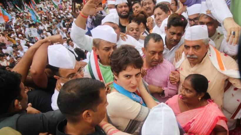 जिस बंगले में महात्मा गांधी ने रोपा था बरगद का पौधा वहां से अब प्रियंका करेंगी यूपी की सियासत