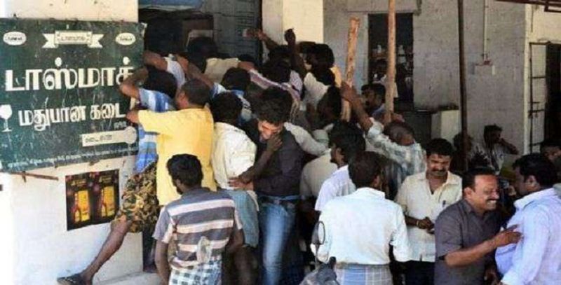 Police open the tasmac shop getting drinks