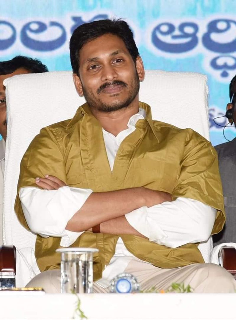 'Palabhishekam' to CM YS Jagan in krishna district