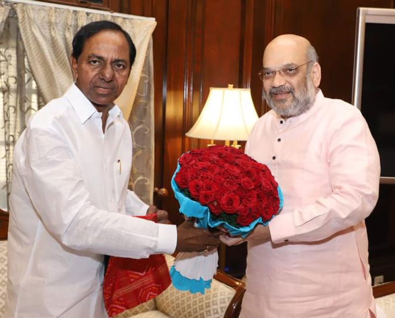 bjp seems to be severing its ties with kcr and formulates a new strategy to counter trs