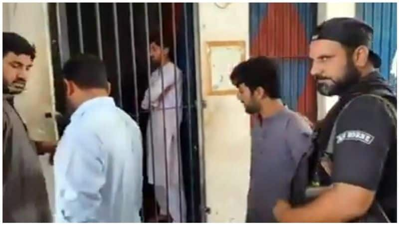 Police detain barbers in Charsadda for 'violating ban' against styling of beards