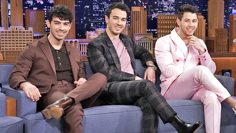 Did Nick Jonas leak news of brother Joe Jonas pooping in his pants?  Find out here drb