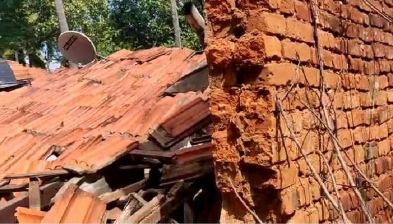 houses collapsed in mandya due to heavy rain