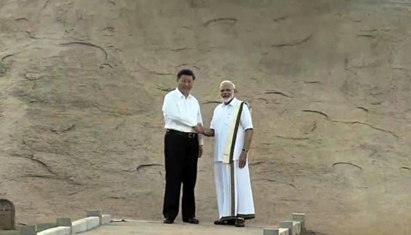 PM Modi Dressed In Veshti Gives Xi Jinping A Tour Of Ancient City Mamallapuram