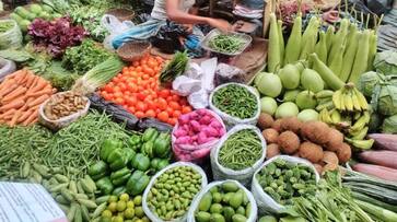 Thieves change the trend of theft, clean hands not on gold, silver but onion, tomato and garlic