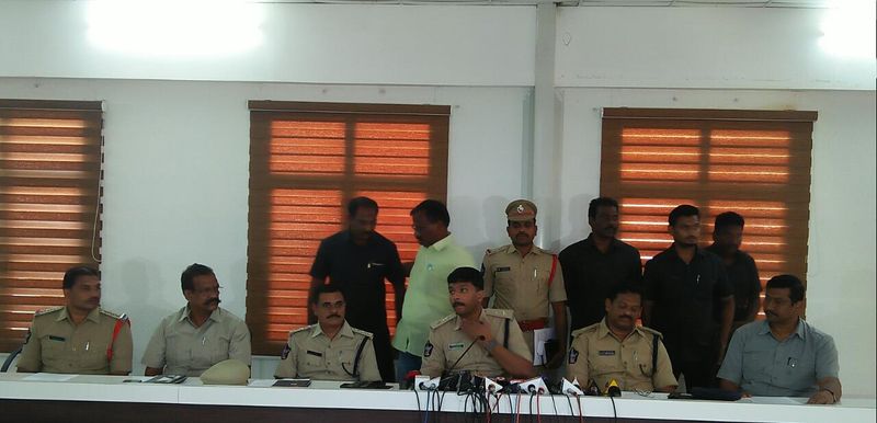 vijayawada police arrested drugs mafia