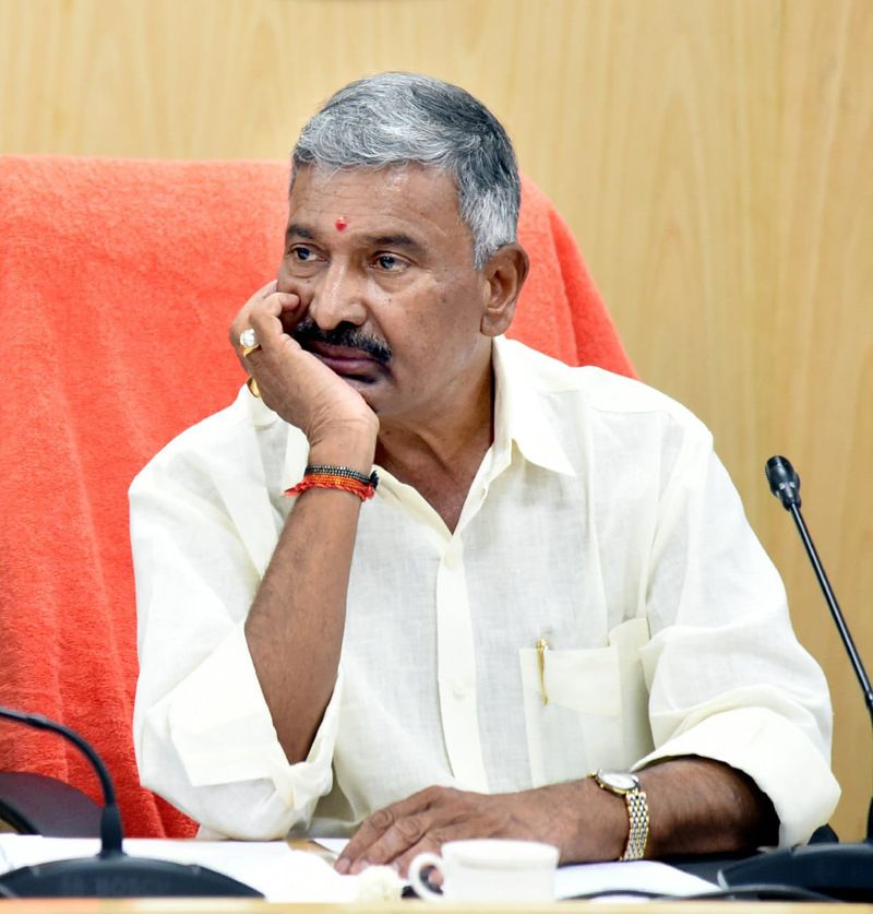 minister peddureddy ramachandra reddy comments on new sand policy