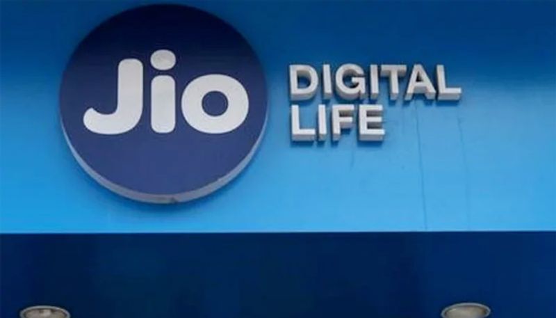 Reliance Jio To Introduce Video Call Assistant Bot Service Soon