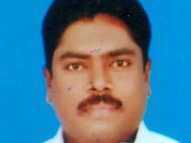 admk minister try to occupied canal in  min night at ponneri and village peoples signed minister