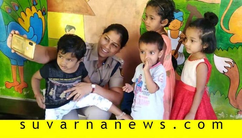 Kodagu SP Suman Admits Daughter in Anganwadi