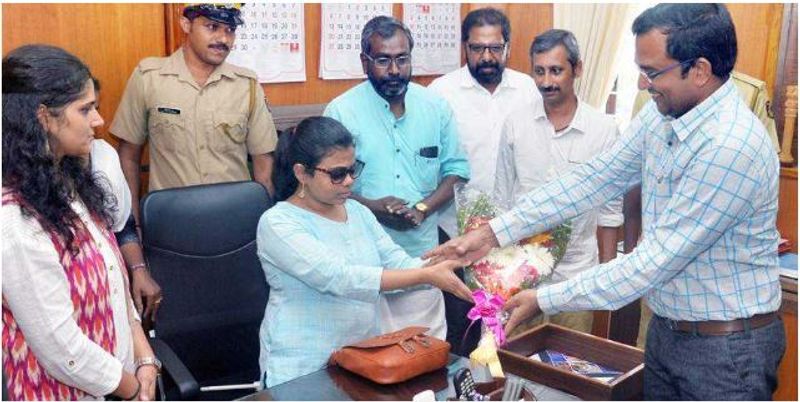 Pranjal Patil India First visually Challenged woman IAS officer  as Sub collector Of Tiruvanantapuram