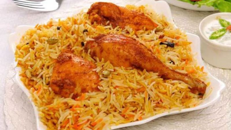 Bengaluru man sues restaurant after serving chicken biryani without chicken gow