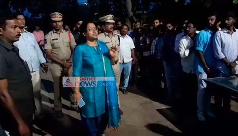 rtc strike...karimanagar collector devasena inspected manthani bus depot