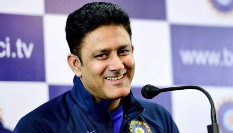 Anil Kumble speaks on MS Dhoni future