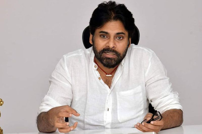 janasena chief pawan kalyan phone call to kanna lakshminarayana about vizag long march