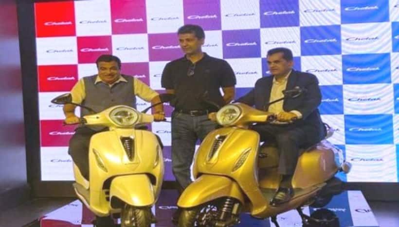 బజాజ్ ఈజ్ బ్యాక్.. న్యూ లుక్‌తో విపణిలోకి ఎలక్ట్రిక్‌ స్కూటర్‌