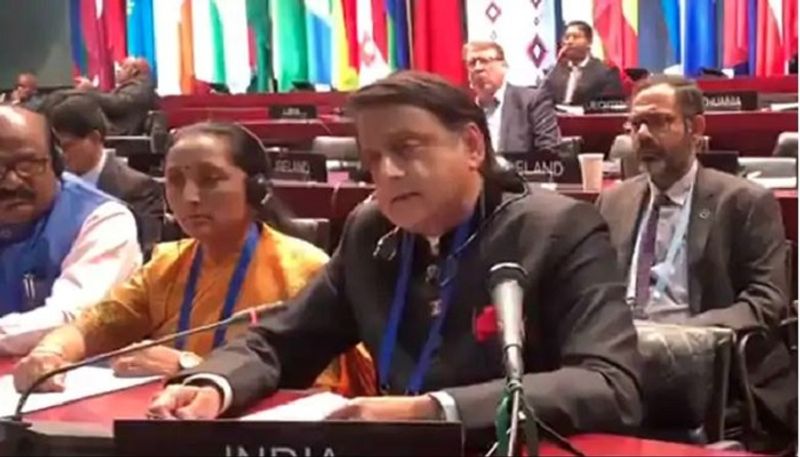 Congress MP Shashi Tharoor Roasts Pakistan On Kashmir Issue