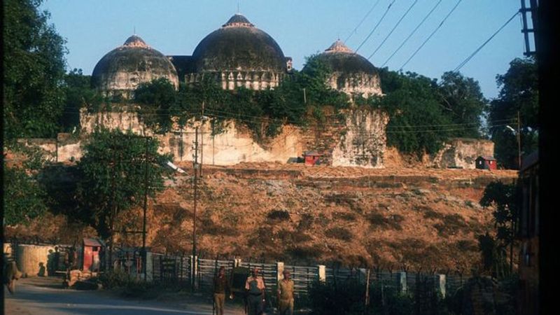 Ayodhya case 6 of 7 Muslim appellants reject process and content of mediation deal