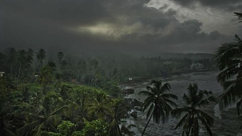 Next 3 Days Heavy Rain To Lashes In Karnataka