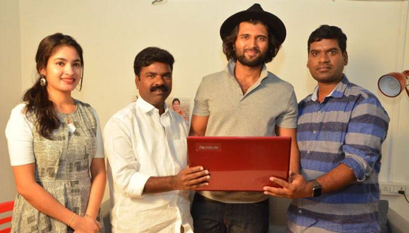 బిత్తిరి సత్తి సినిమాకి విజయ్ దేవరకొండ సపోర్ట్!