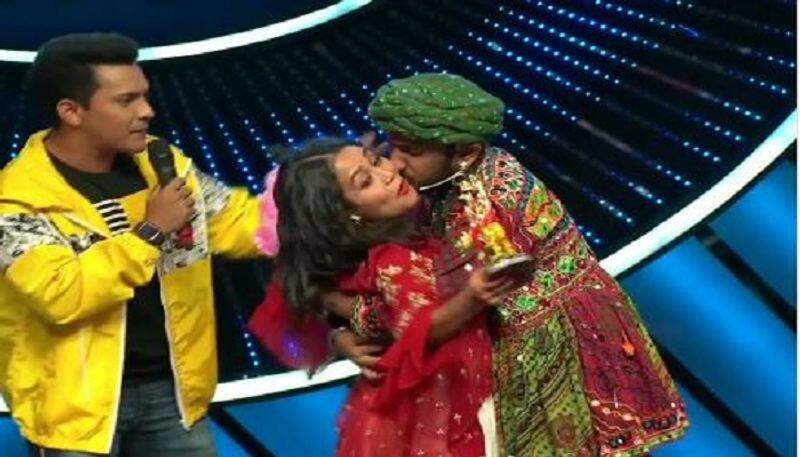 Singer Neha Kakkar Forcibly Kissed By A Contestant On Indian Idol 11