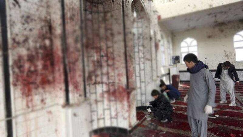 Afghanistan mosque bombing... Prayers Kills 62