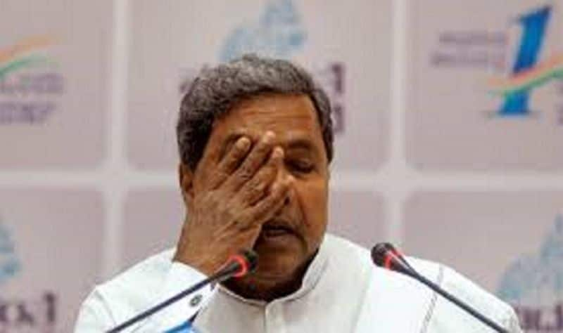 Siddharamaiah enters temple after consuming nonveg in gadag