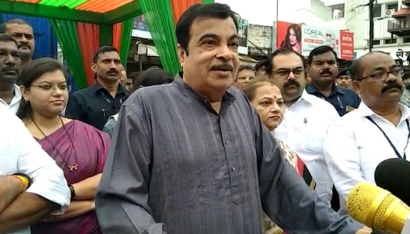 महाराष्ट्र में सियासी संकट के बीच नितिन गडकरी और अहमद पटेल की मुलाकात के क्या हैं मायने