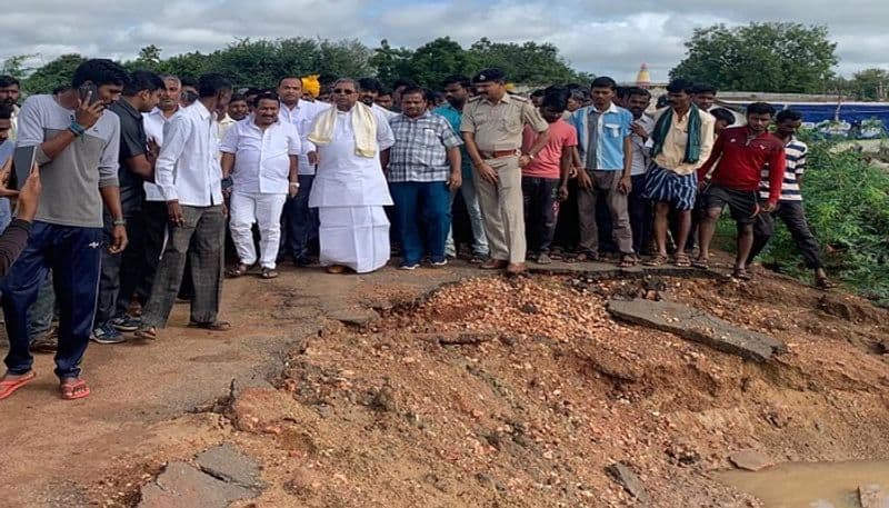 Siddaramaiah Angry on Officers in Badami in Bagalkot District