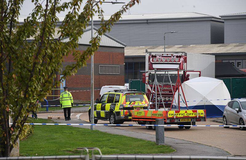 39 bodies found in truck in southeast England; investigation underway