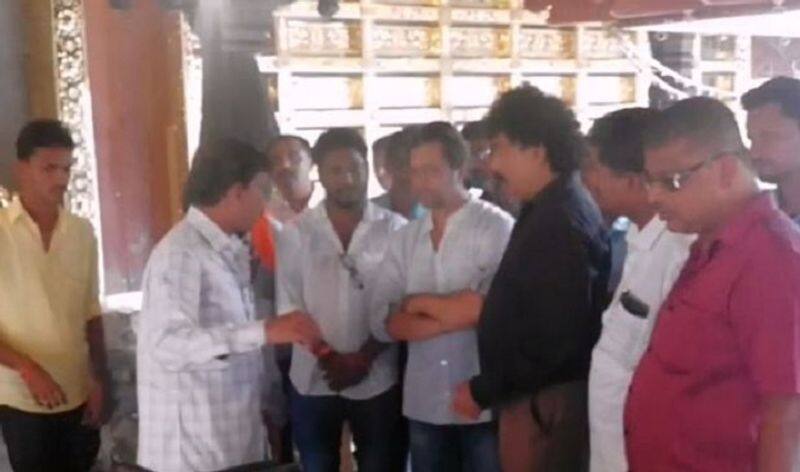 Arjun Sarja visits mangalore temples