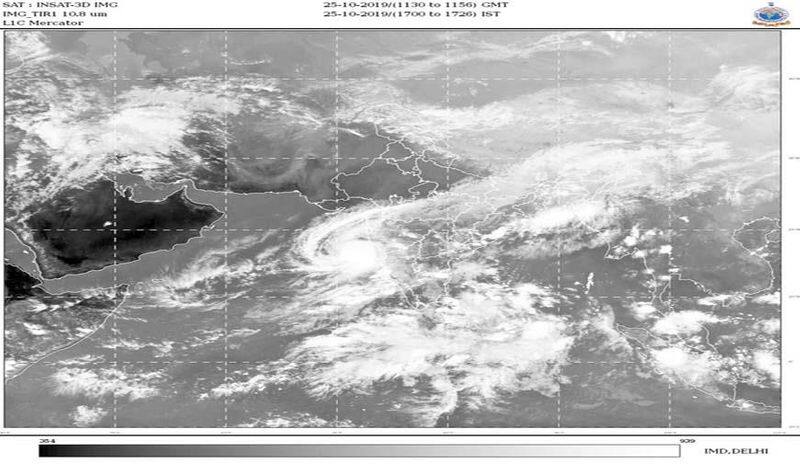 Heavy rain to be lashes in coastal karnataka