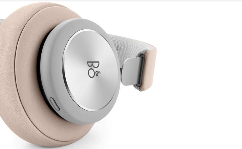 Bang and Olufsen news wireless headphones