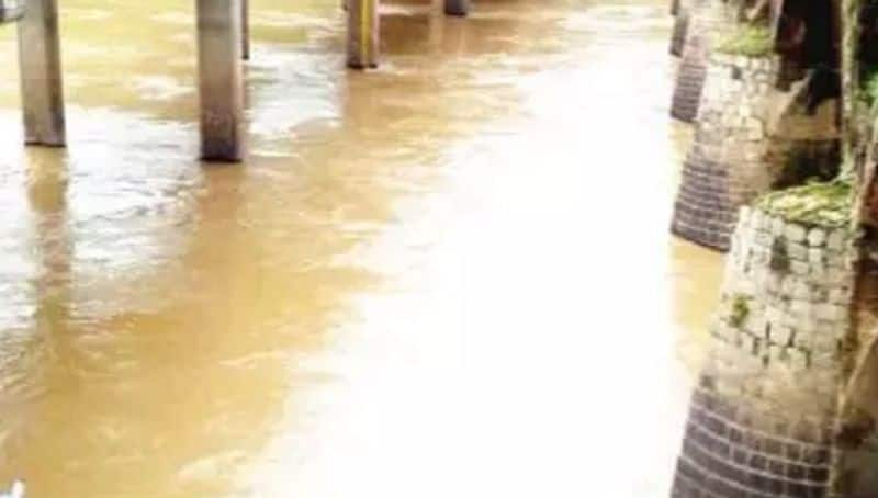 Heavy rain lashes in madikeri kaveri water level increases