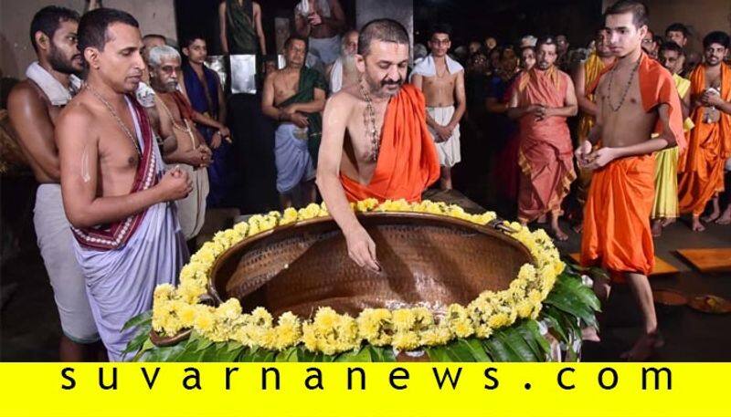 Deepavali Celebrated in a Grand way at Udupi Shri Krishna Mutt