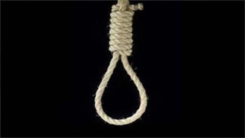 man commits suicide after killing wife children in Kundapura