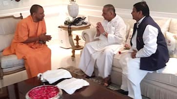 Yogi met with Mulayam, Shivpal present but Akhilesh missing