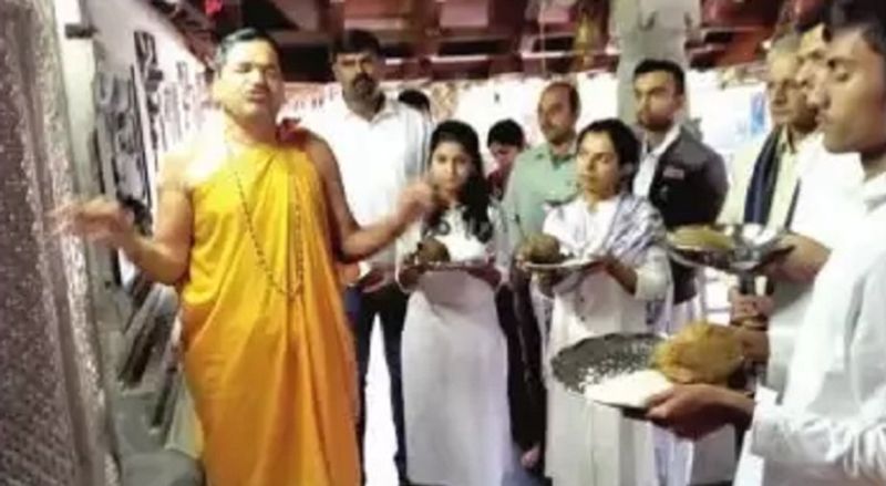 supreme court judge A S Bopanna offers pooja in madikeri