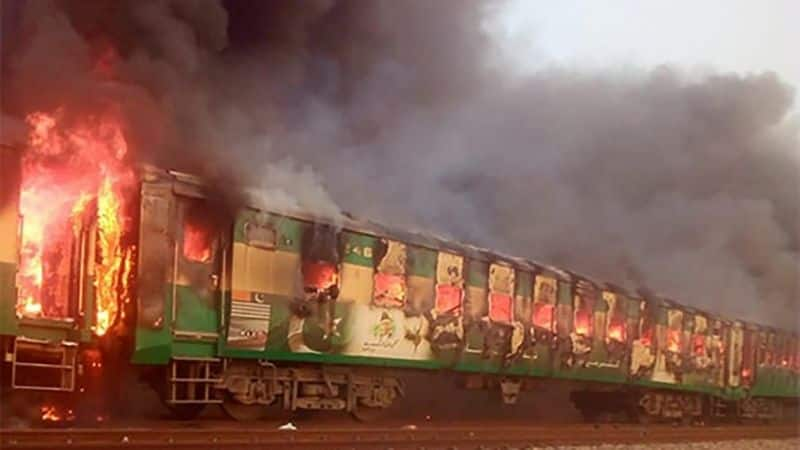 Tezgam Express train tragedyin Pakistan; death toll rises to 73