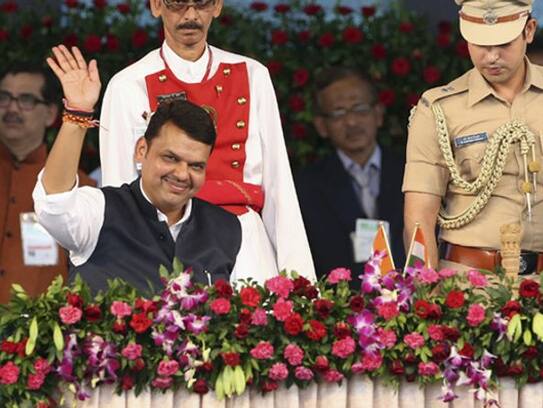 After the shock of Pawar, Shiv Sena again comes to BJP, good news can come anytime