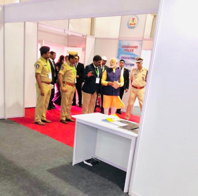 prime miniaster narendra modi appriciats andhra pradesh police