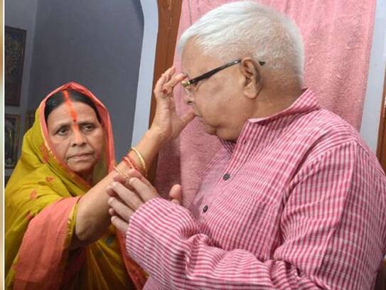 Rabri met Lalu after a year and a half, long affair