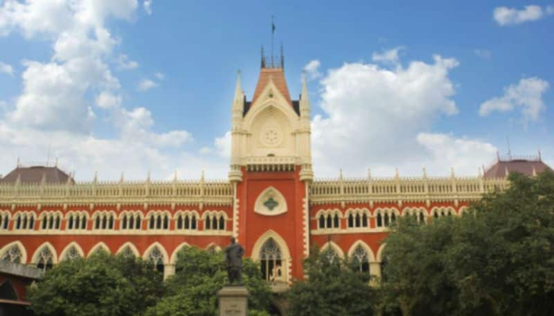 Calcutta high court shuts doors after driver uses official car to transport COVID-19 positive mother