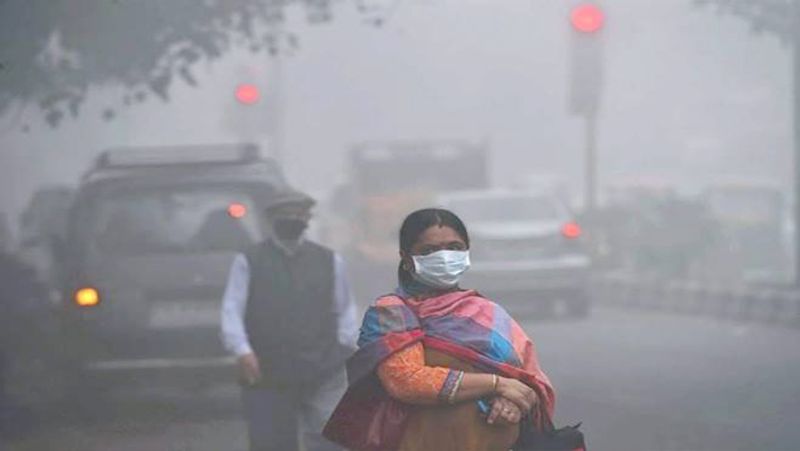 Delhi pollution Air crosses severe level