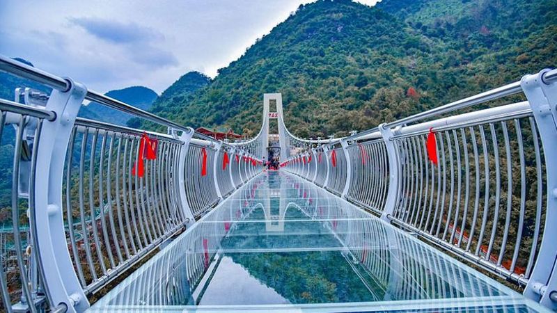 This Chinese region has closed its popular glass bridges for safety reasons