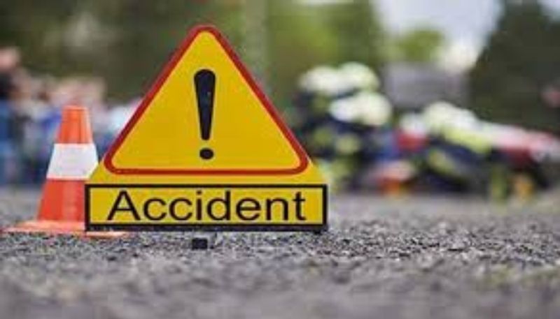 Tractor Overturn in Yelburga in Koppal District: Woman Dead