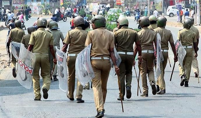 Tripura: বিশ্ব হিন্দু পরিষদের সমাবেশের সময় আশান্তি, মসজিদে ভাঙচুর, ধর্মপুরে জারি ১৪৪ ধারা